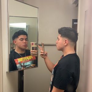 Meet your Posher, Daniel